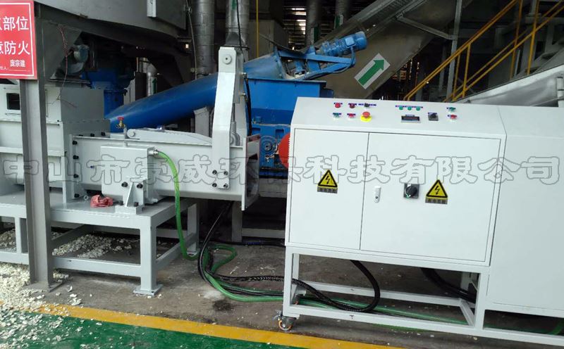 聚氨酯泡沫壓實機生產線