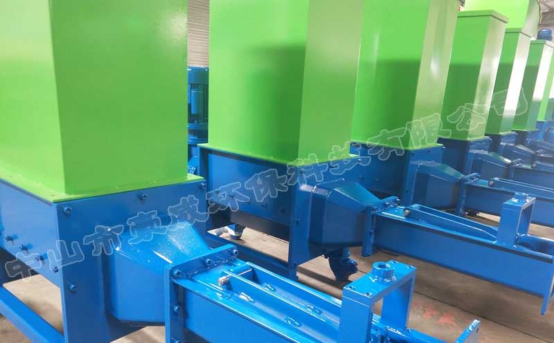 天津客戶定制的10臺泡沫壓實機，放于定點回收